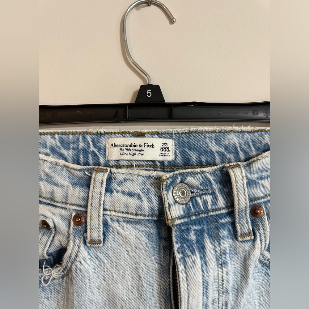 Abercrombie 90s straight ultra high rise jeans